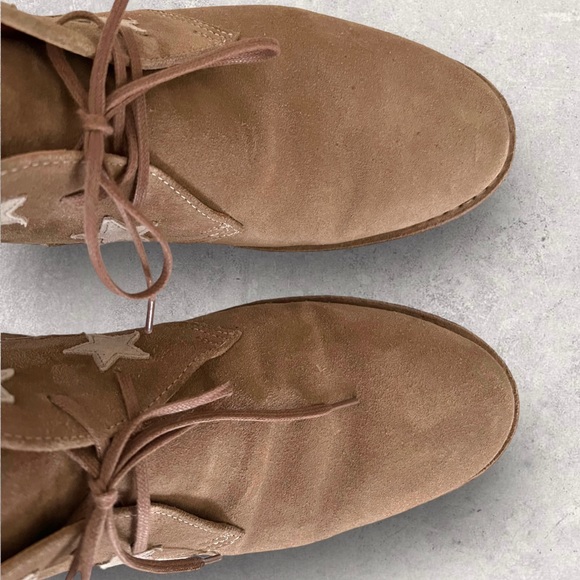 Saint Laurent Star Nevada Suede Boots - Picture 4 of 10